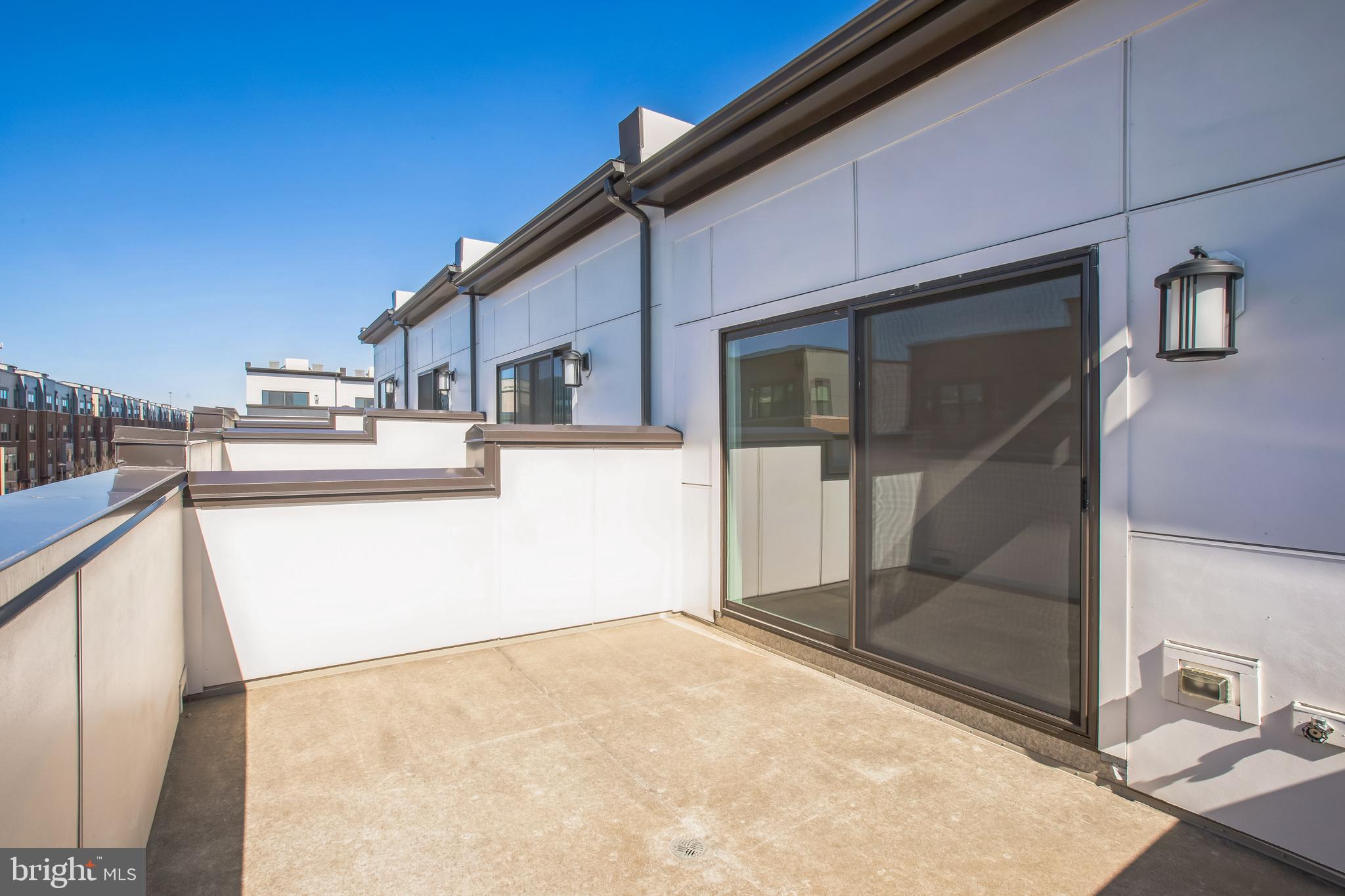 WESTSIDE AT SHADY GROVE - Residential