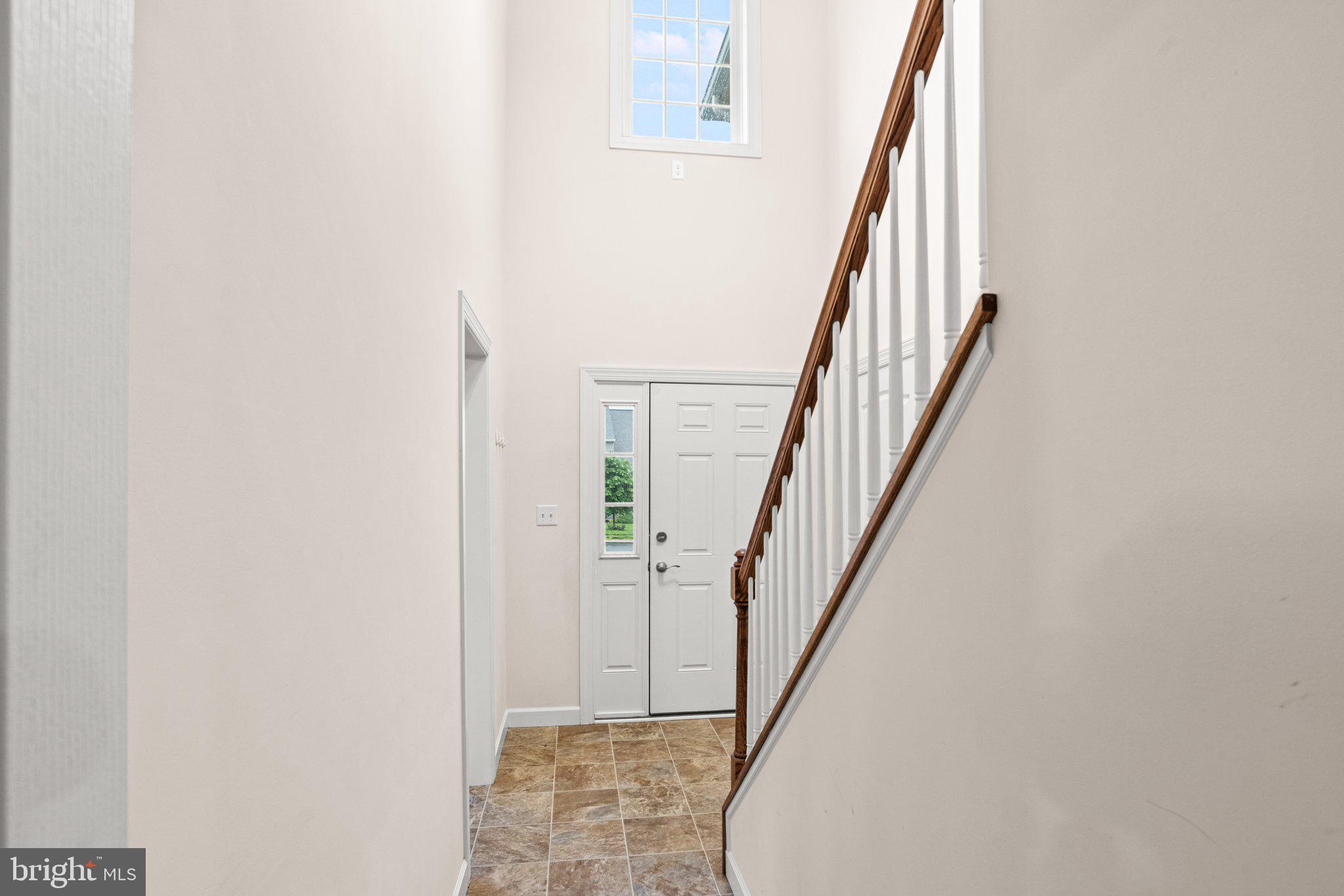 WOODLAND HILLS - Residential