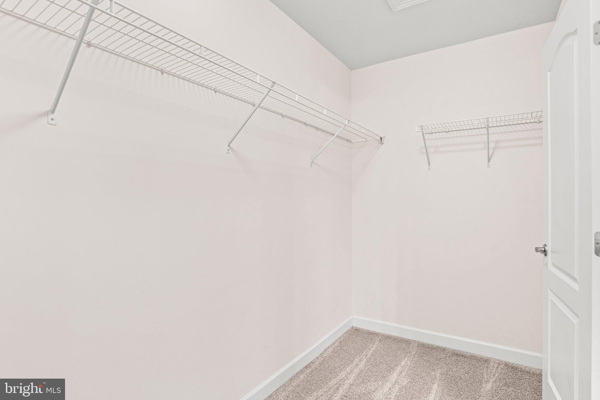 WOODLAND HILLS - Residential