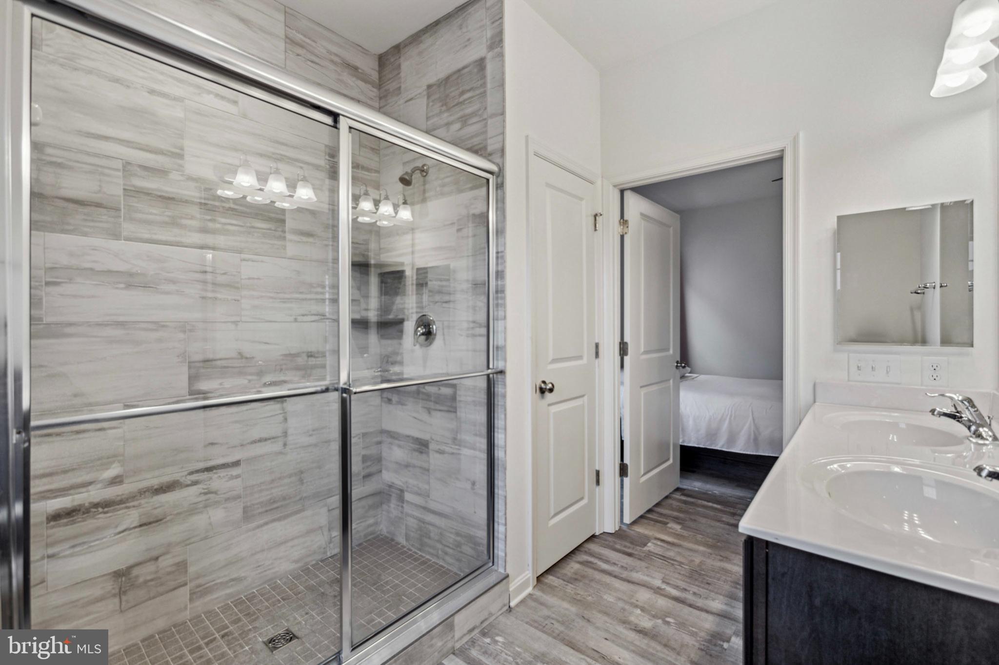 RIVERBEND - Residential