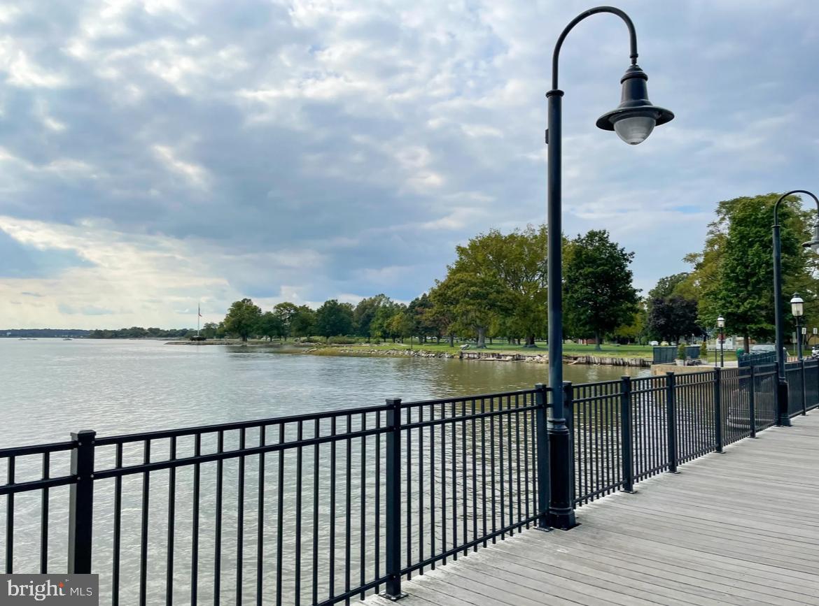 RIVERBEND - Residential