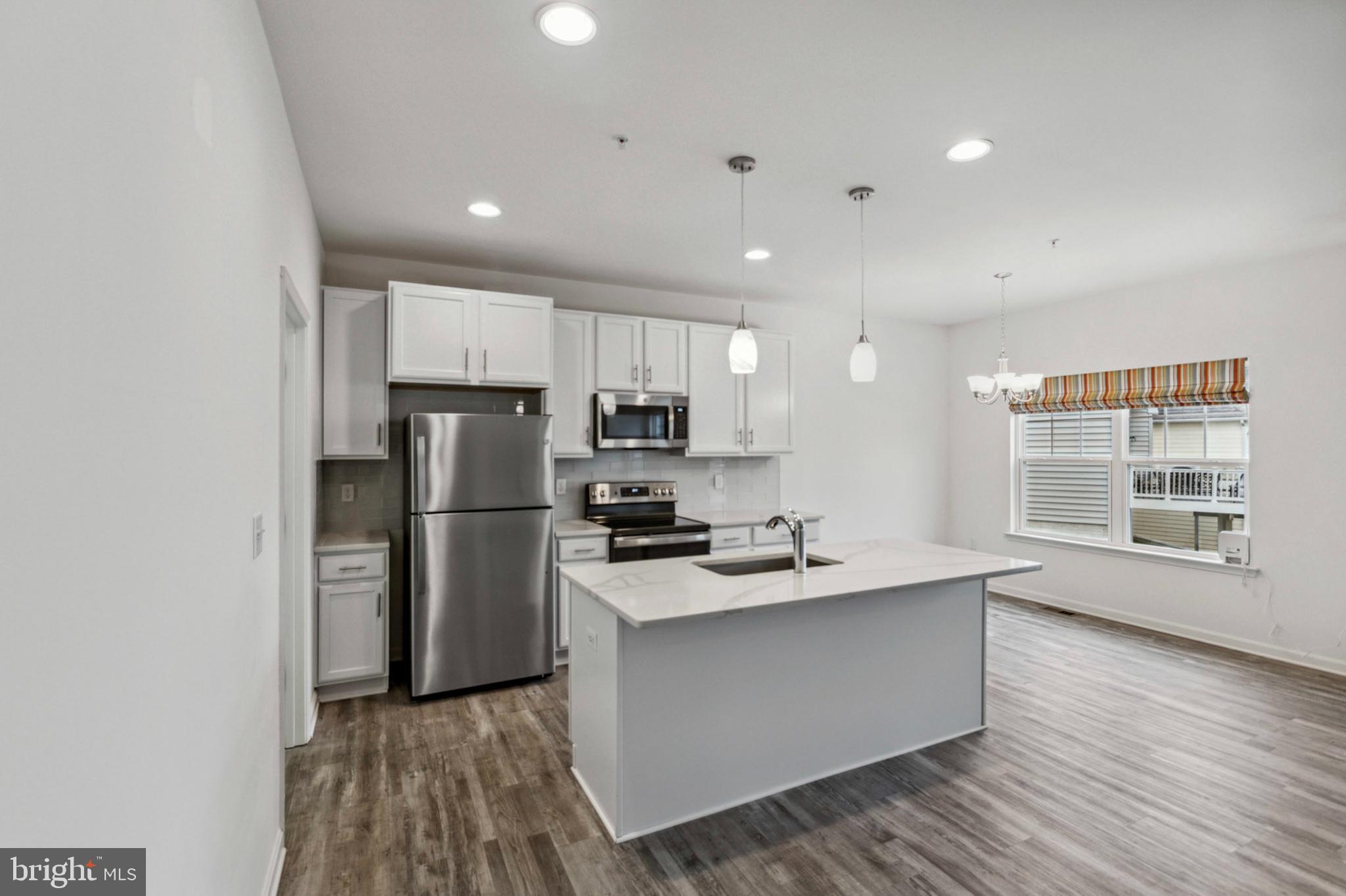 RIVERBEND - Residential