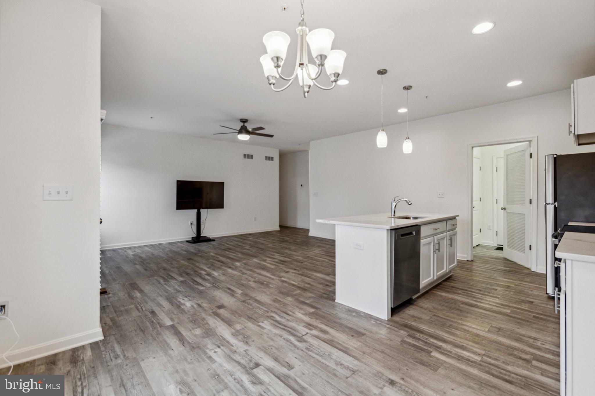 RIVERBEND - Residential