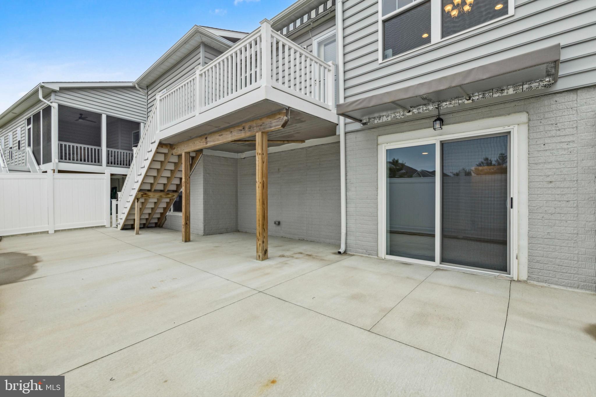 RIVERBEND - Residential