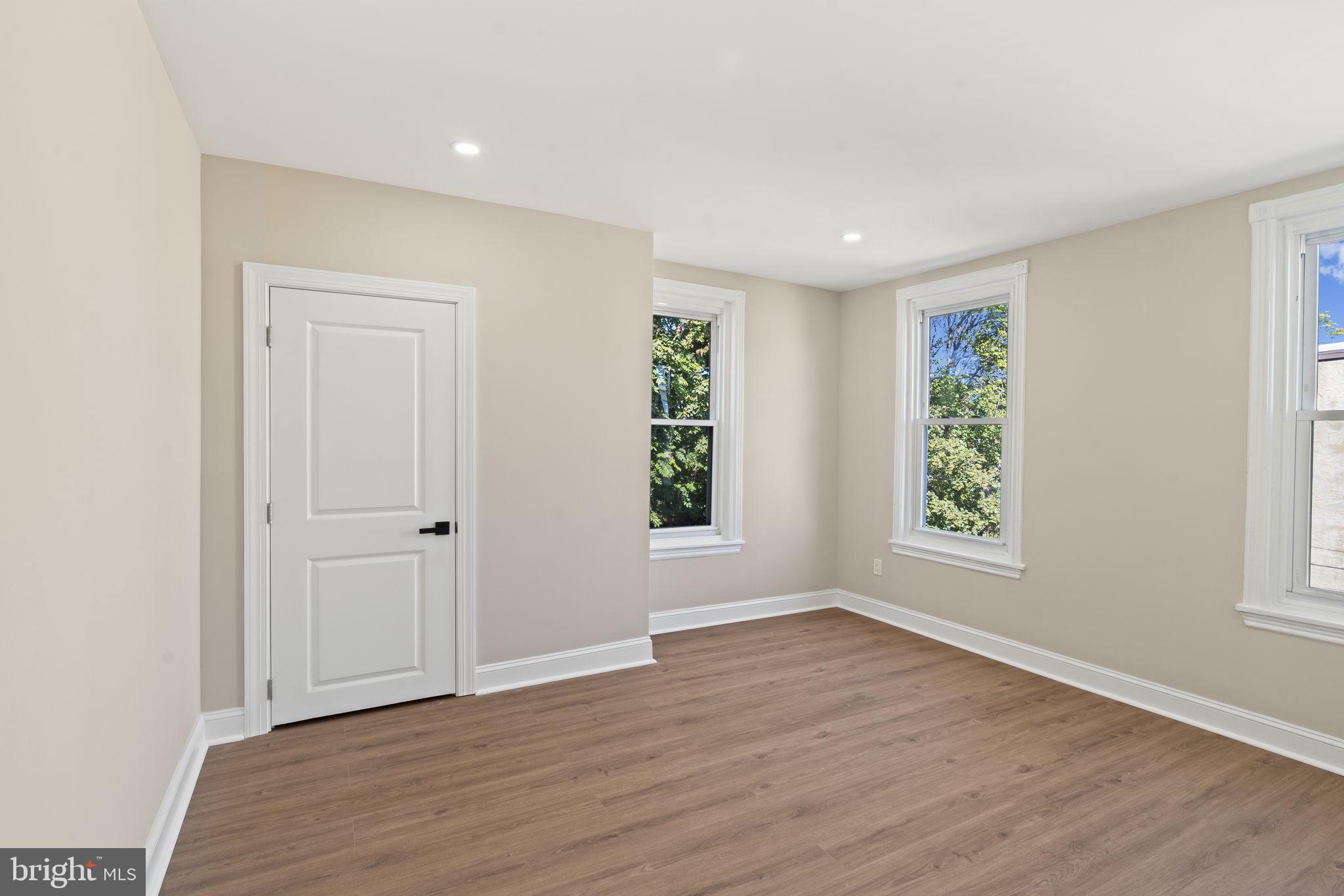 FRANKFORD - Residential