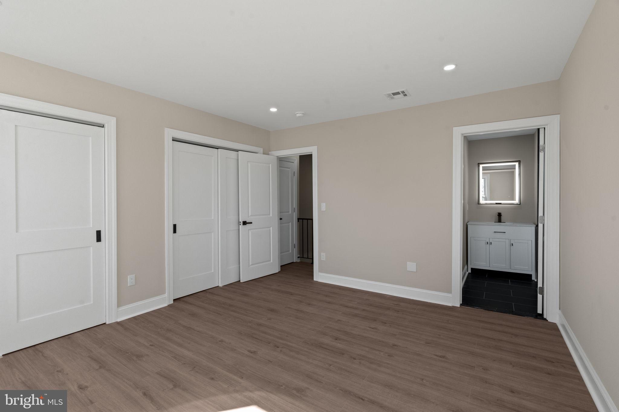 FRANKFORD - Residential