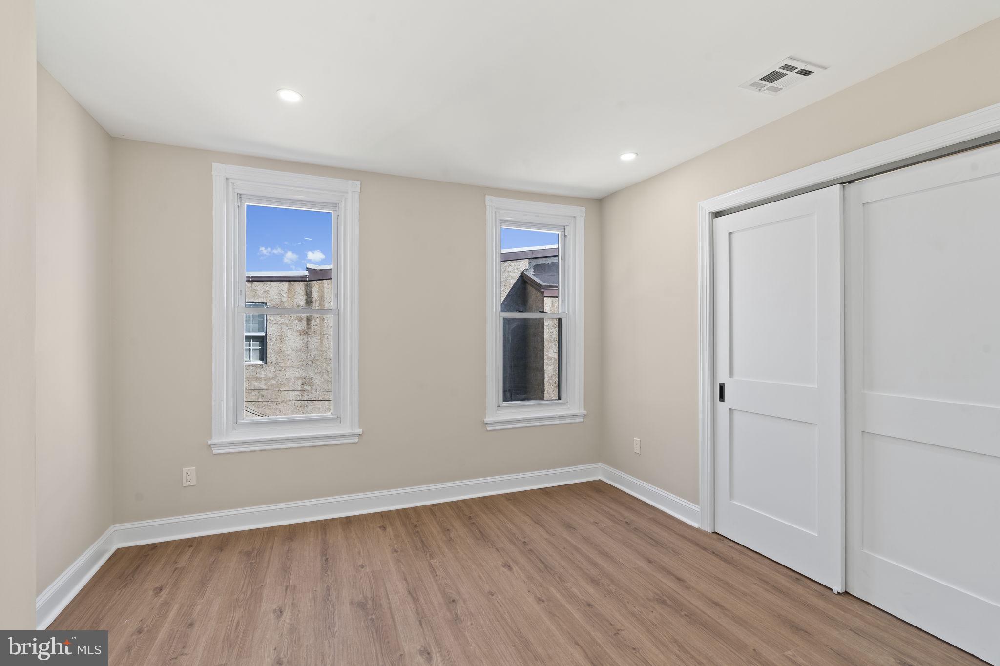 FRANKFORD - Residential