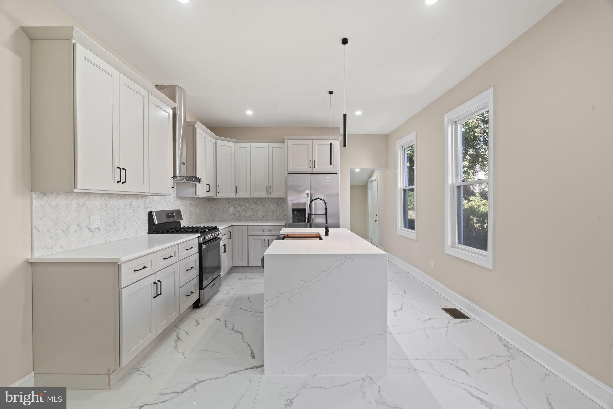 FRANKFORD - Residential