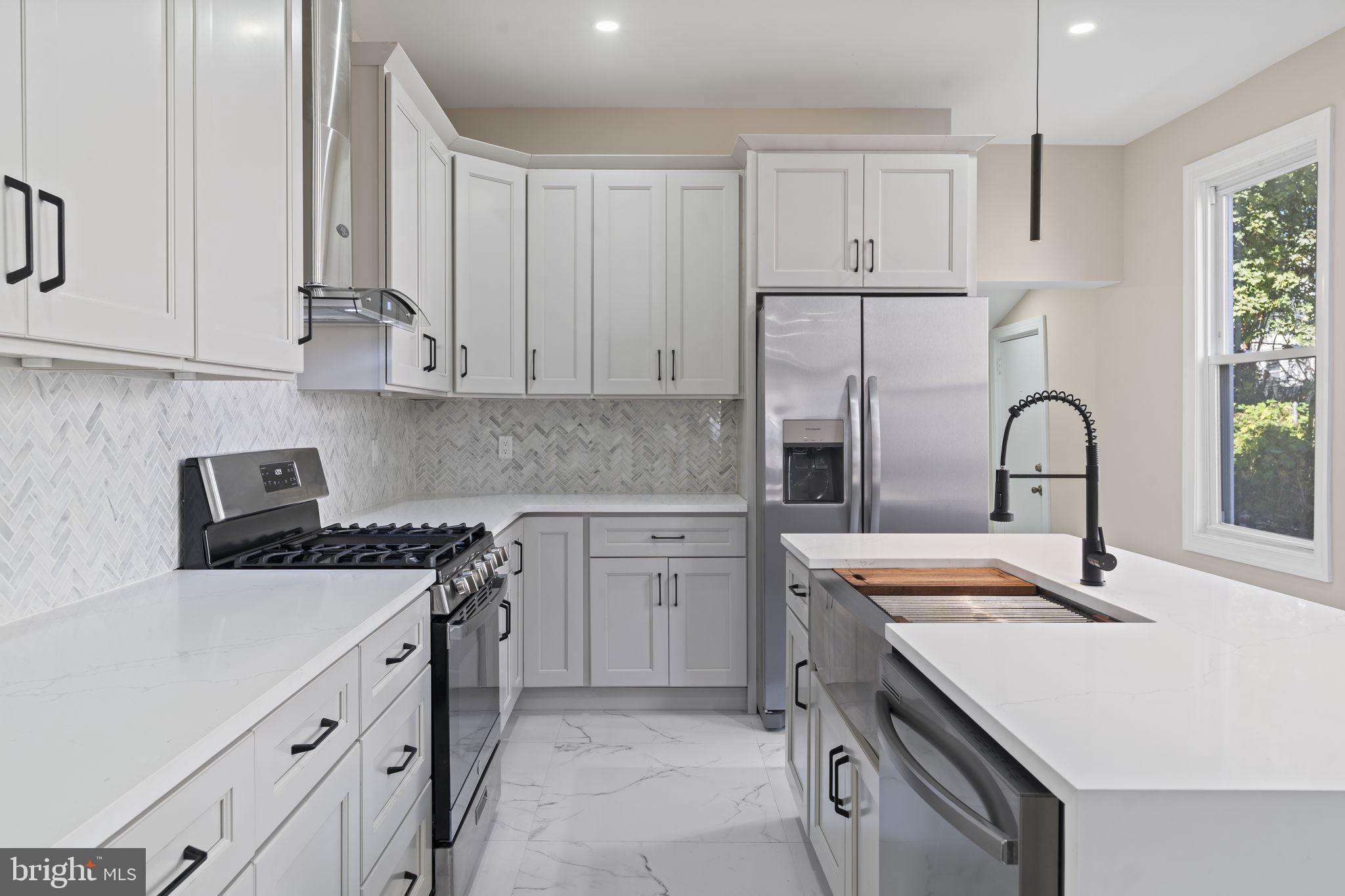 FRANKFORD - Residential