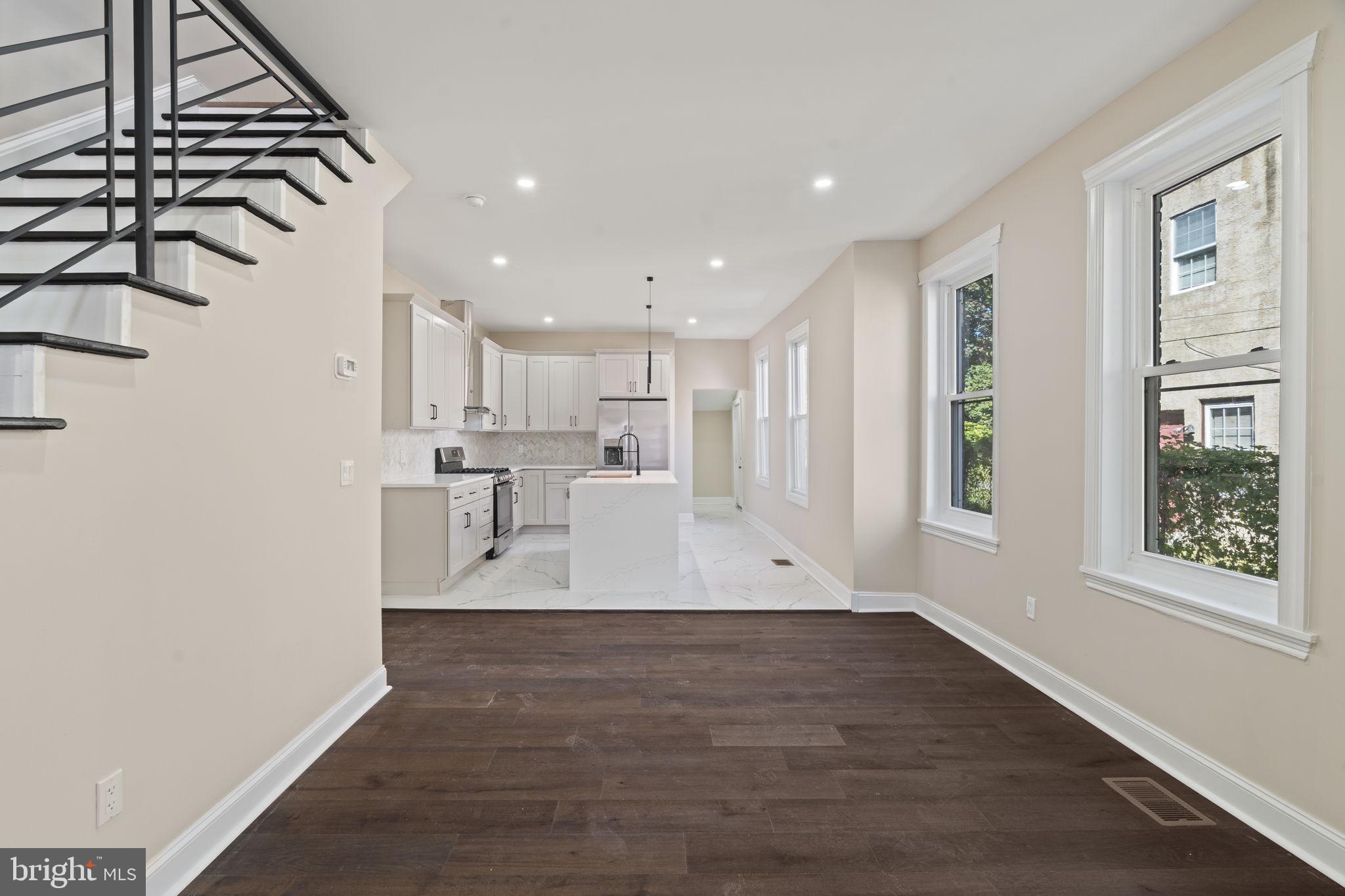 FRANKFORD - Residential