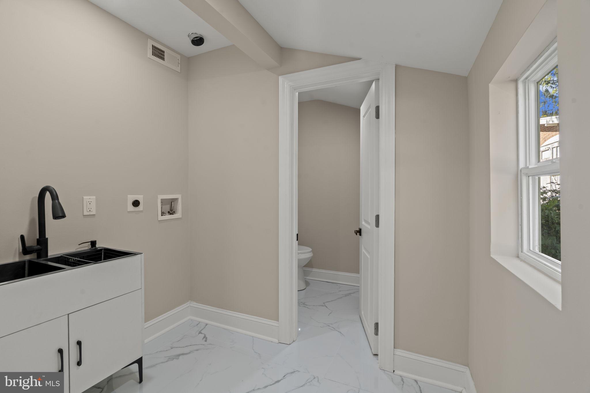 FRANKFORD - Residential