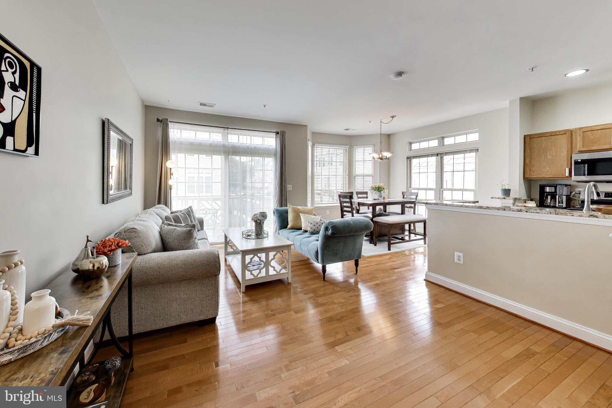 46383 PRYOR SQUARE