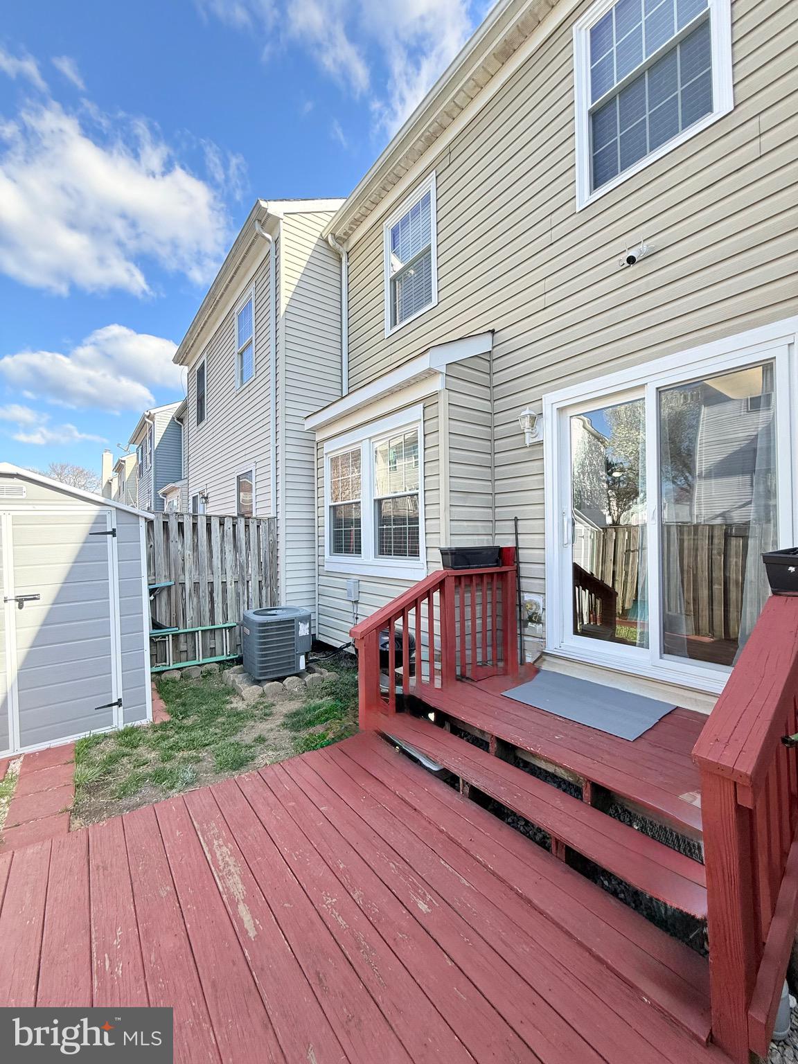 SOUTH COVE - Residential