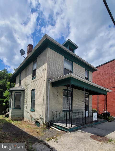 Homes For Sale - 552 N Mechanic Street<br/> CUMBERLAND, MD 21502