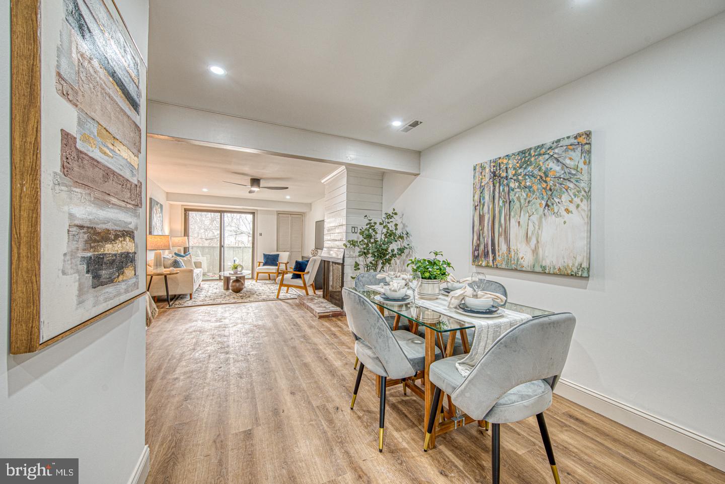 SUMMIT HOUSE - Residential