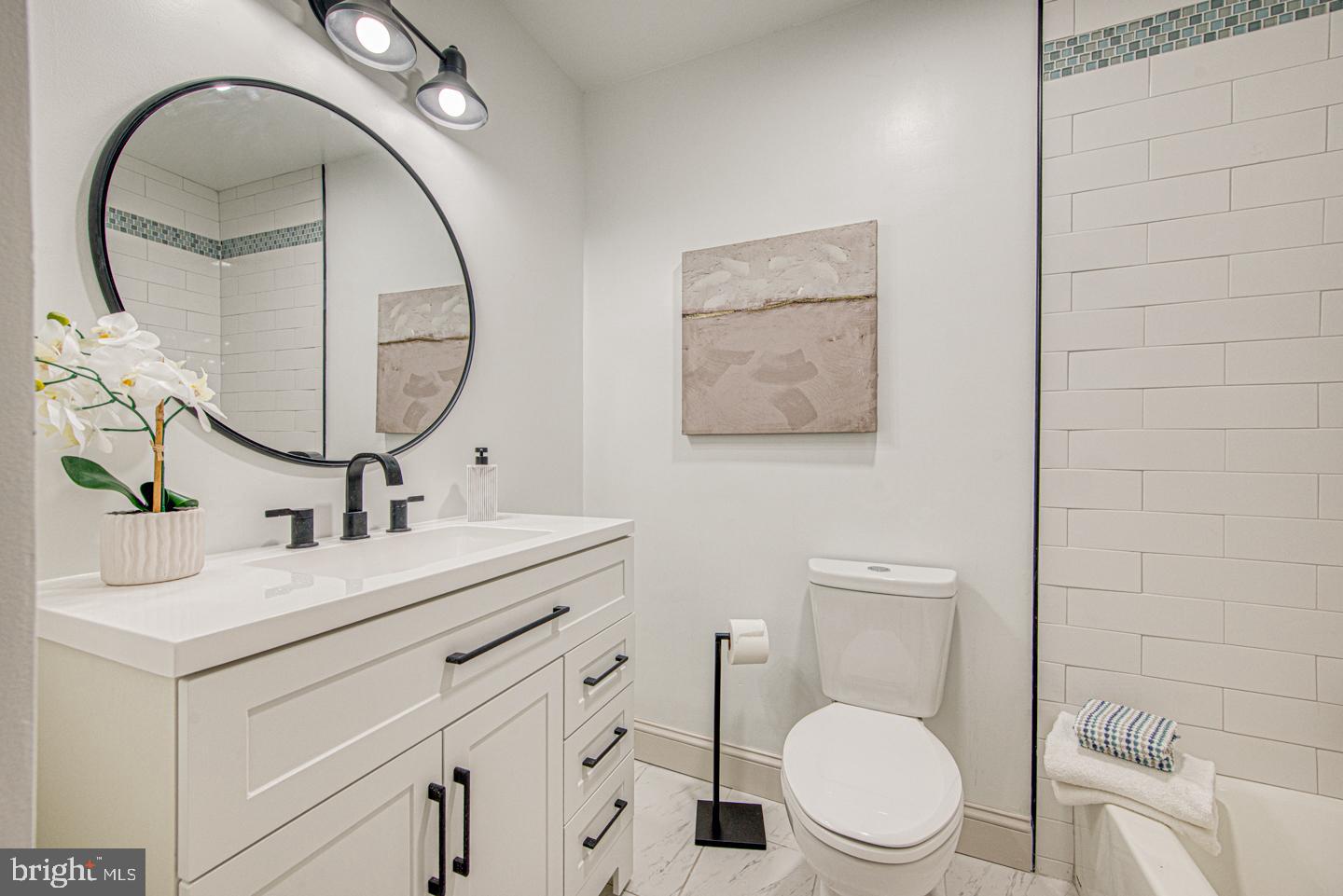 SUMMIT HOUSE - Residential