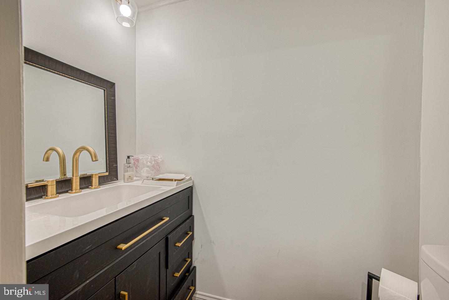 SUMMIT HOUSE - Residential