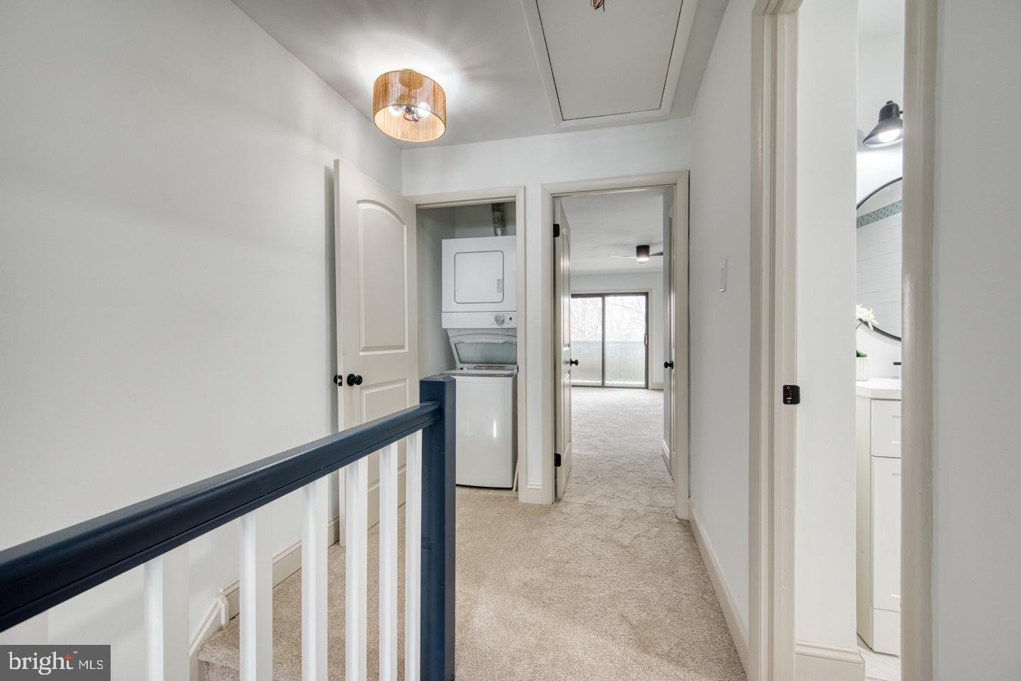 SUMMIT HOUSE - Residential