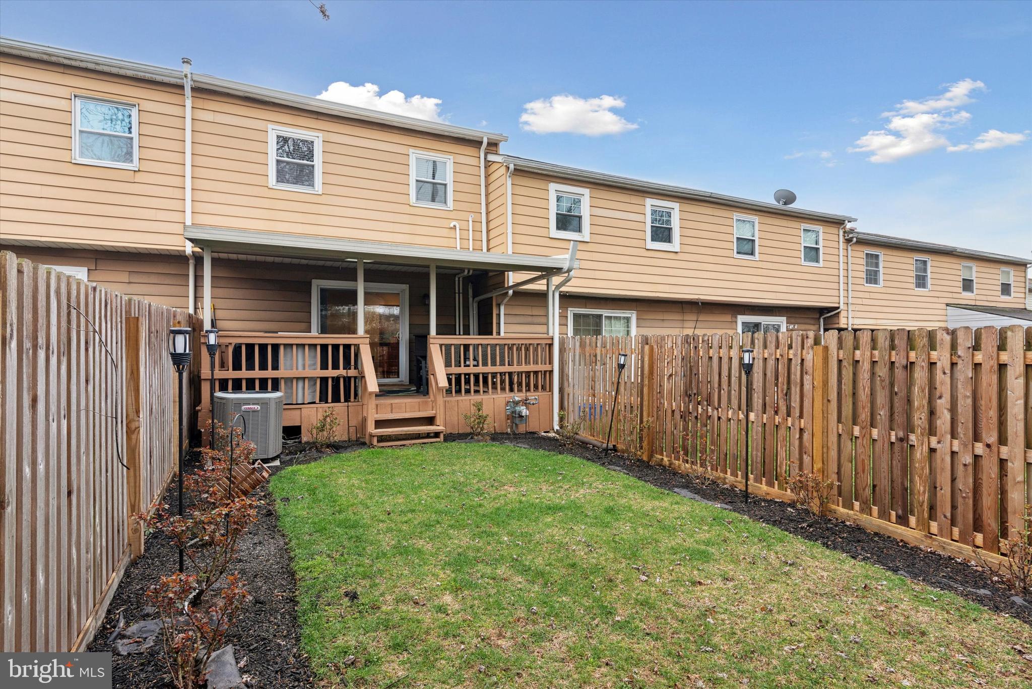 EAGLE STREAM - Residential