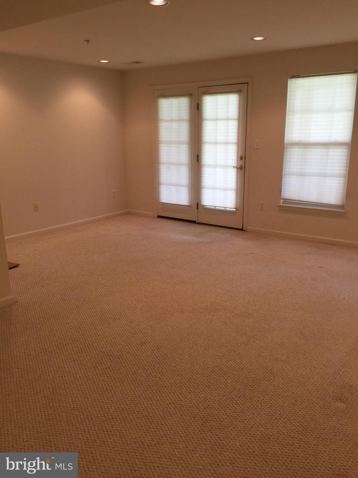 VILLAGES OF DORCHESTER - Residential Lease