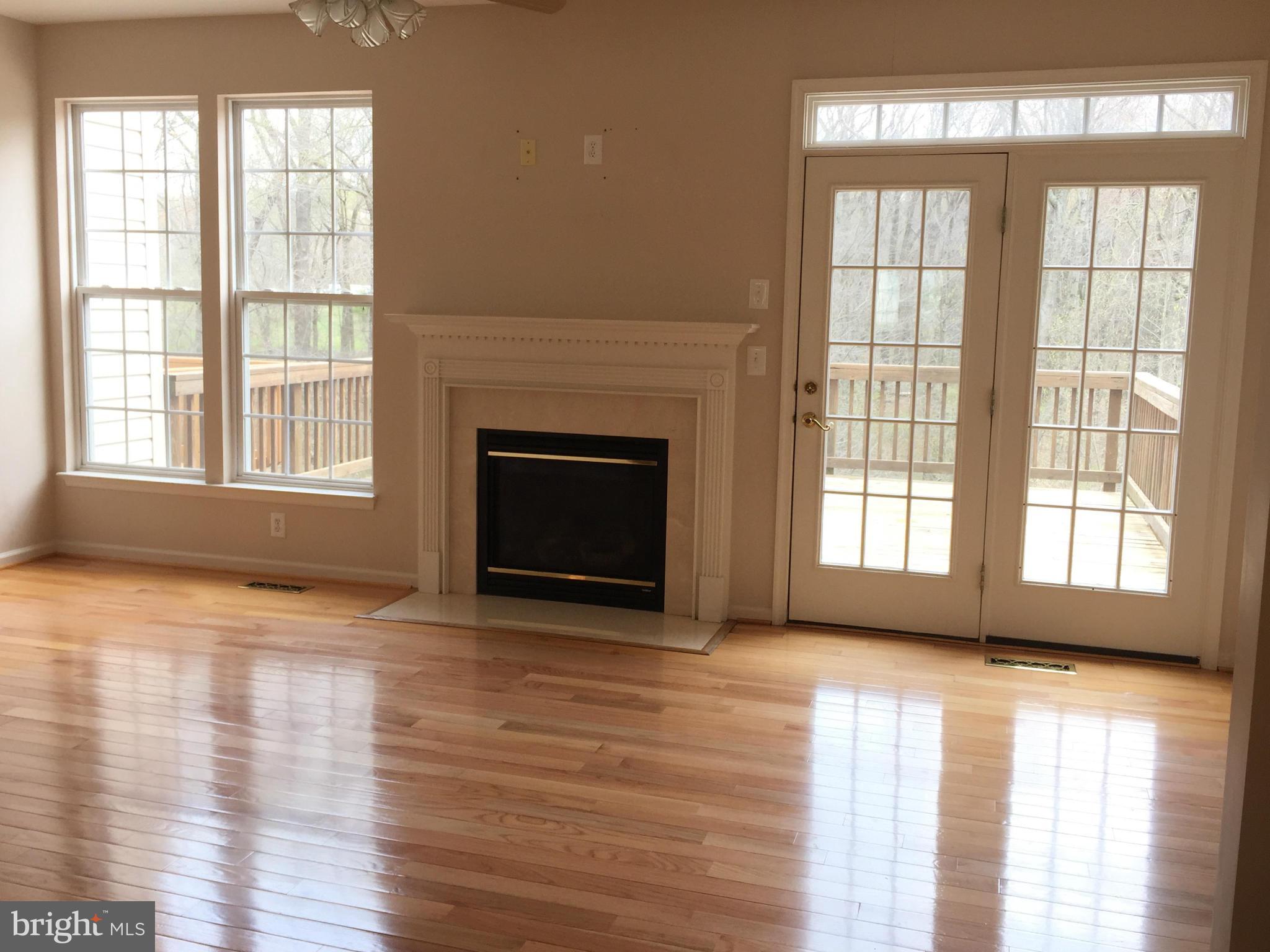 VILLAGES OF DORCHESTER - Residential Lease