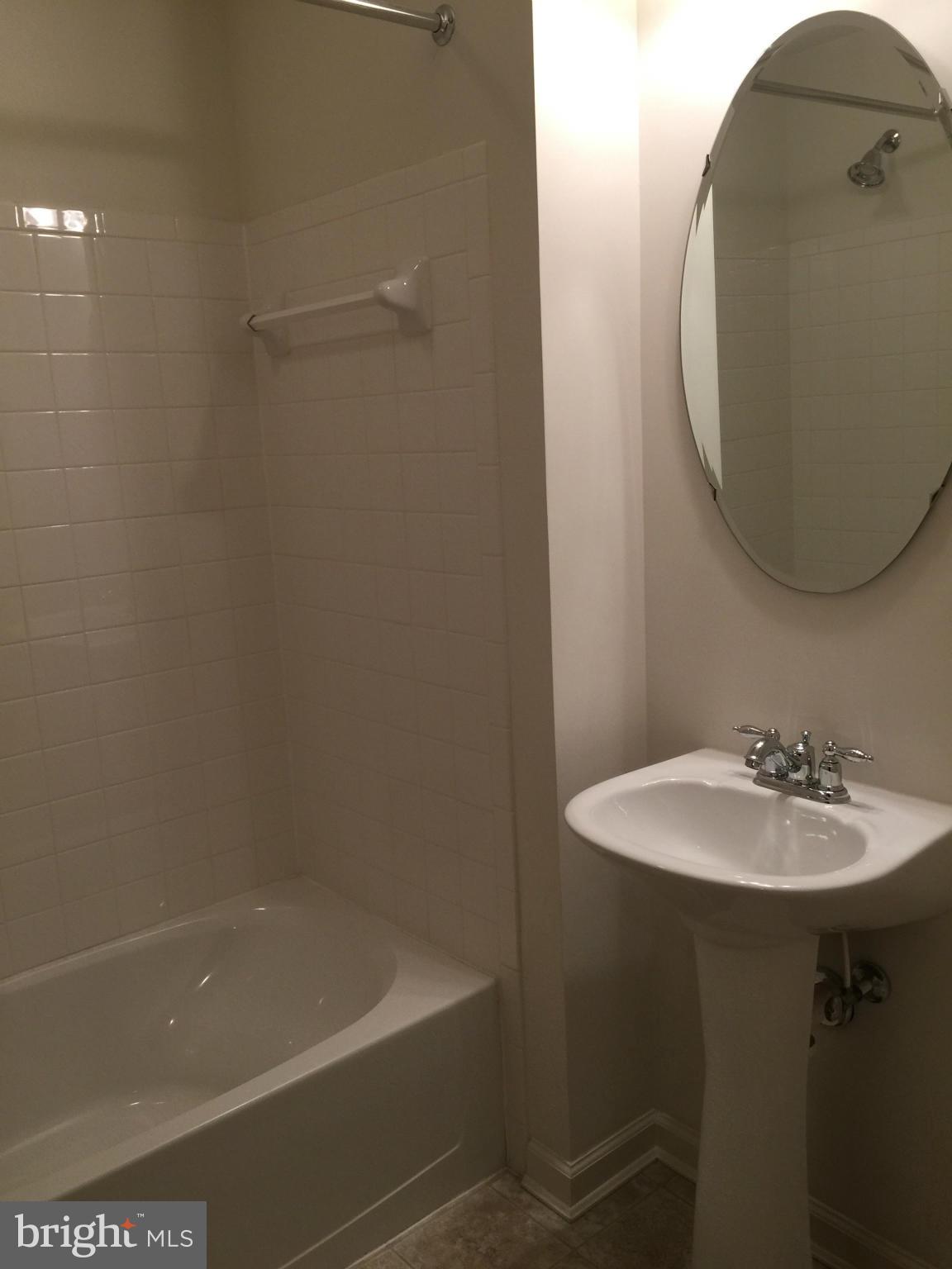 VILLAGES OF DORCHESTER - Residential Lease