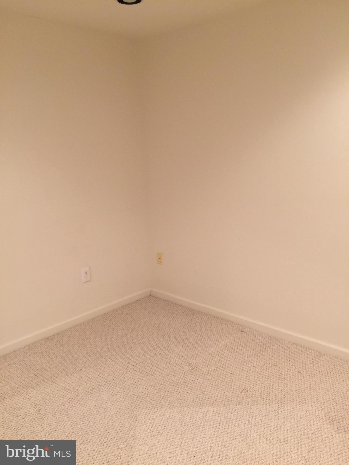 VILLAGES OF DORCHESTER - Residential Lease