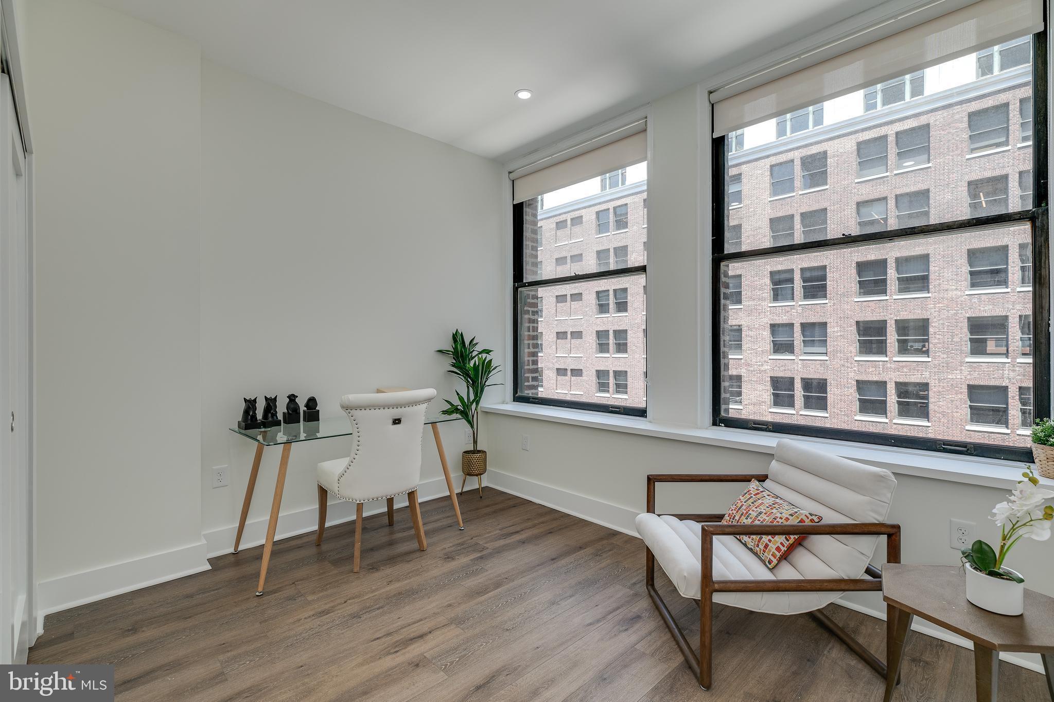 SOCIETY HILL - Residential Lease