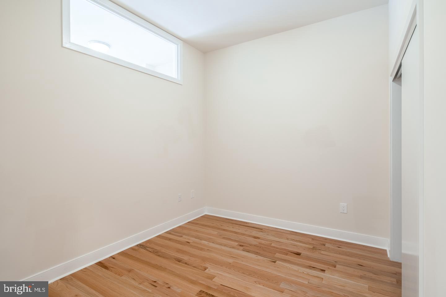 GRADUATE HOSPITAL - Residential Lease