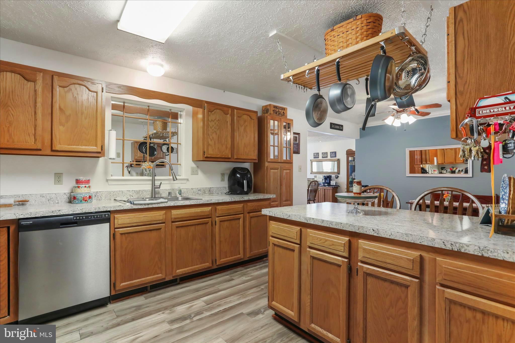 WESTVIEW RIDGE - Residential