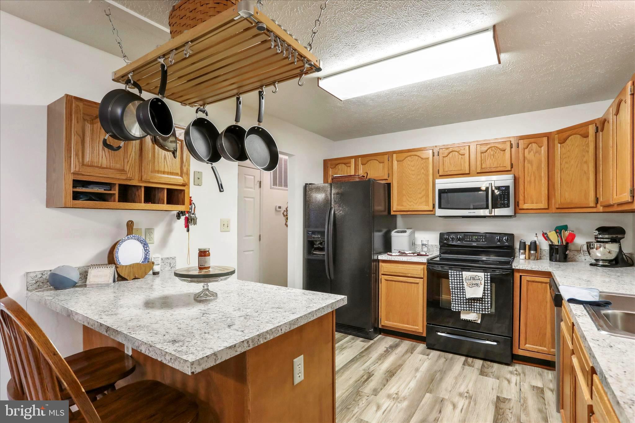 WESTVIEW RIDGE - Residential