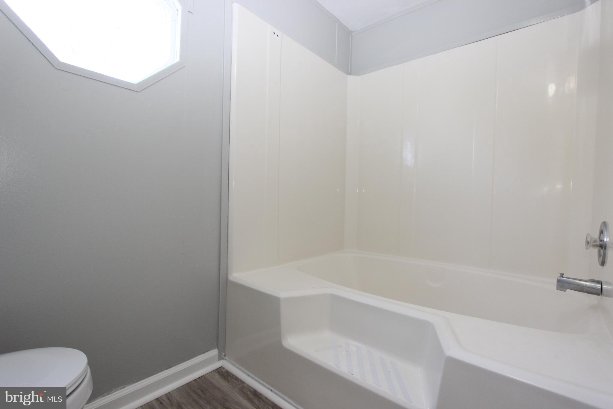 FOXWOOD VILLAGE - Residential