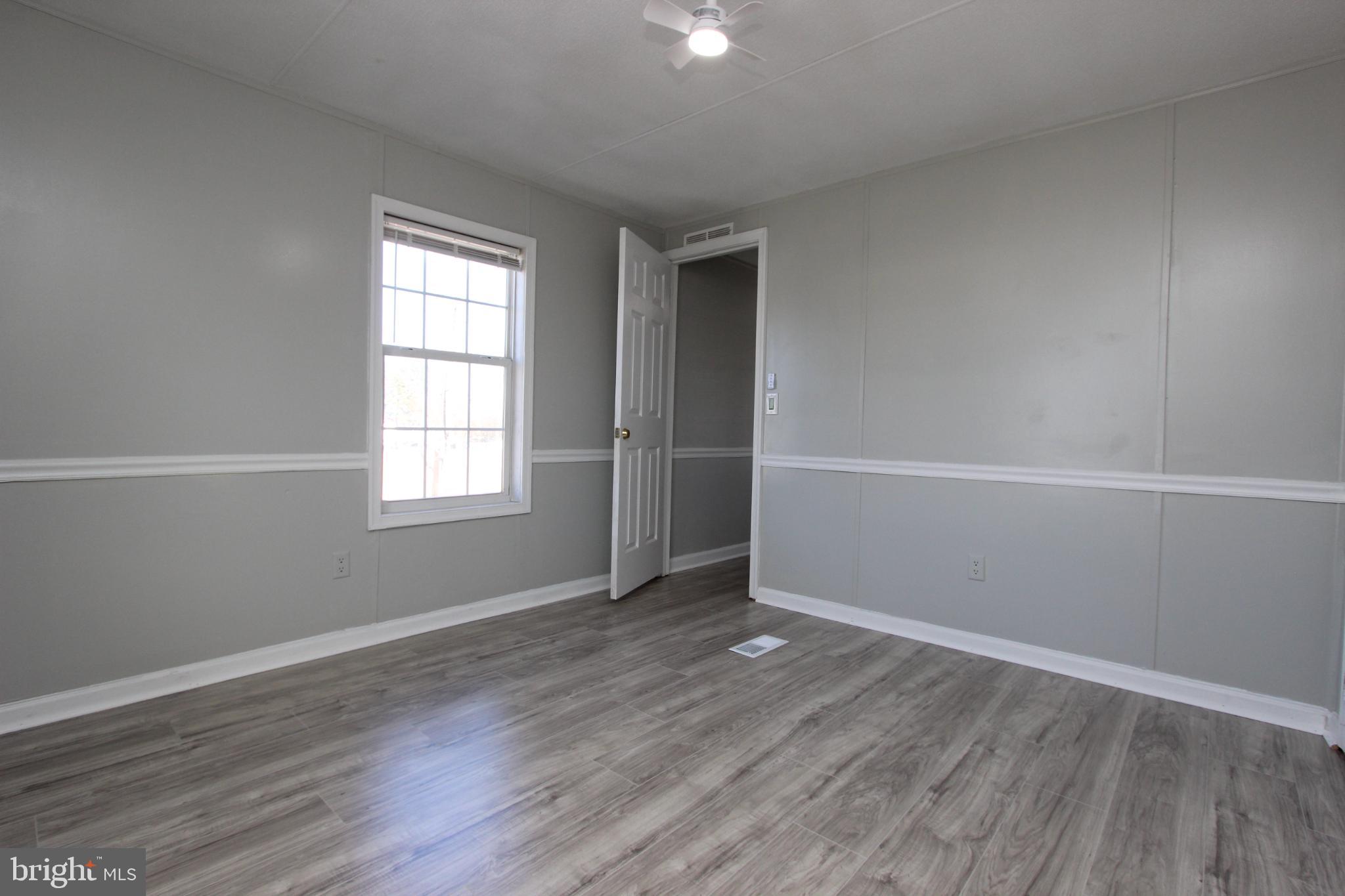 FOXWOOD VILLAGE - Residential