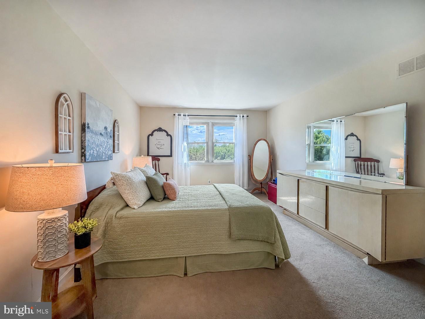 NEWTOWN GRANT - Residential