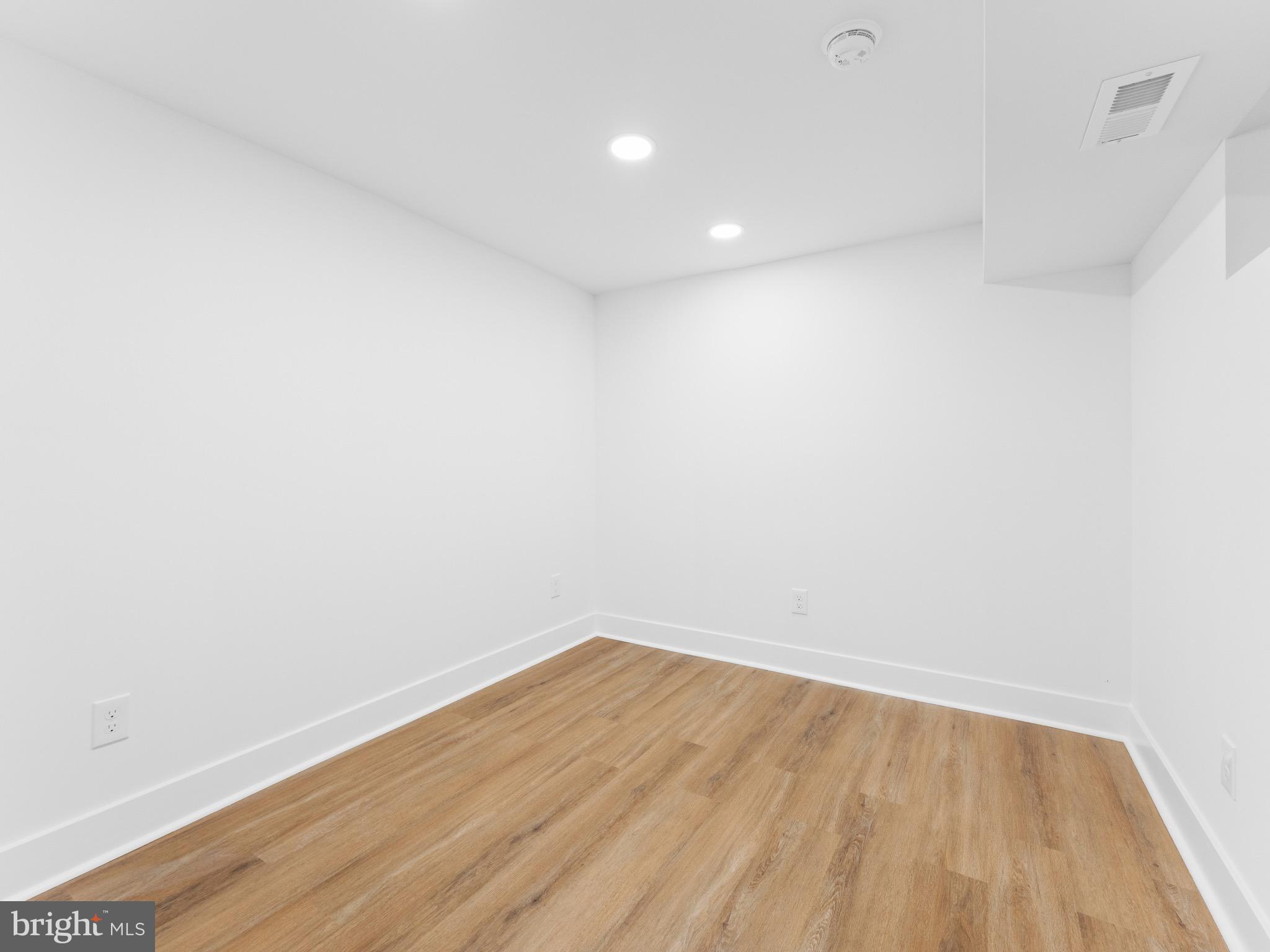 WEST PHILADELPHIA - Residential