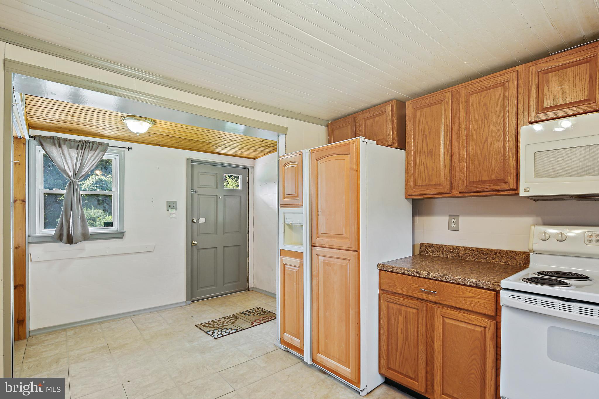 WINDSOR  MILL - Residential