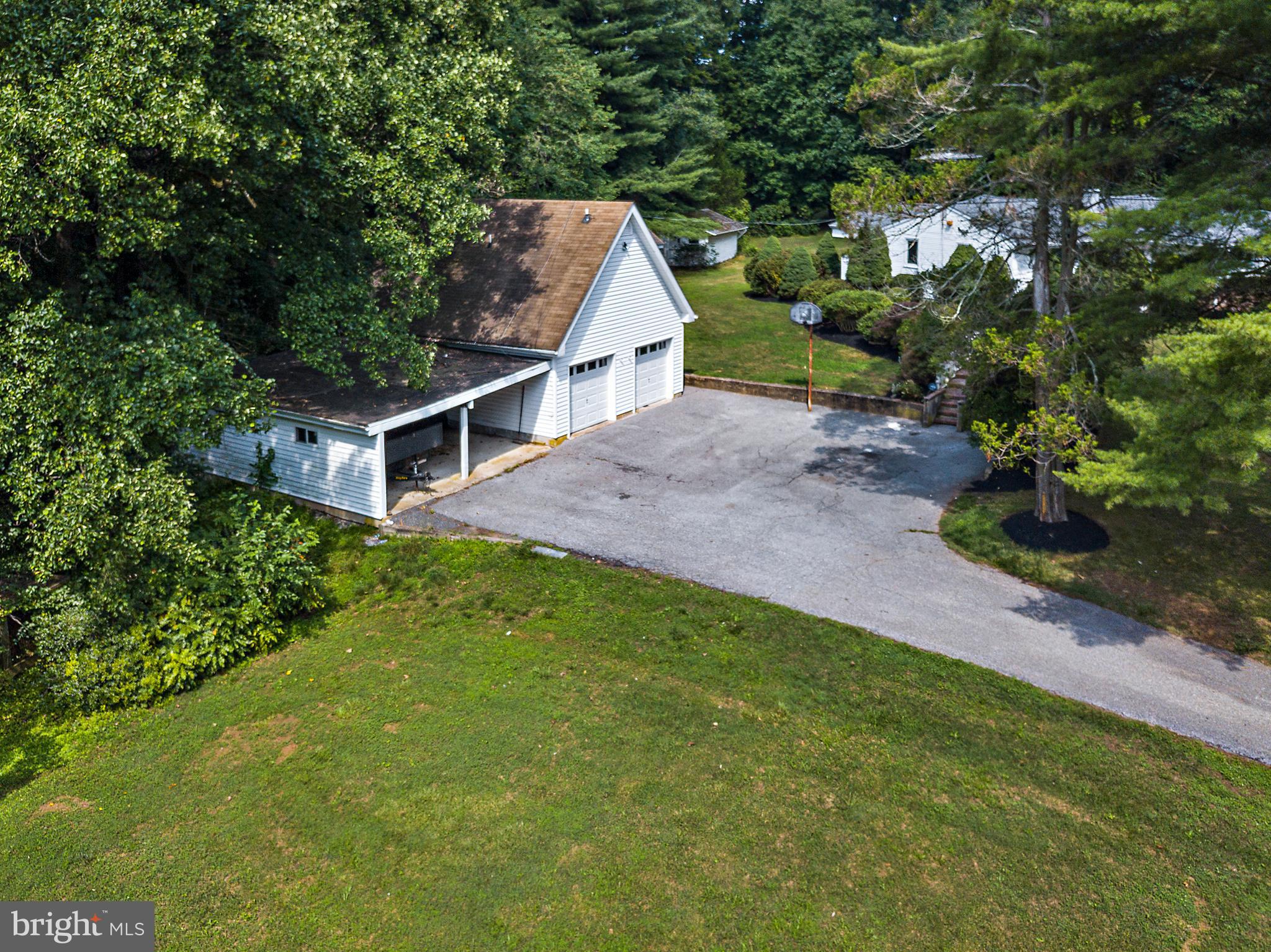 WINDSOR  MILL - Residential