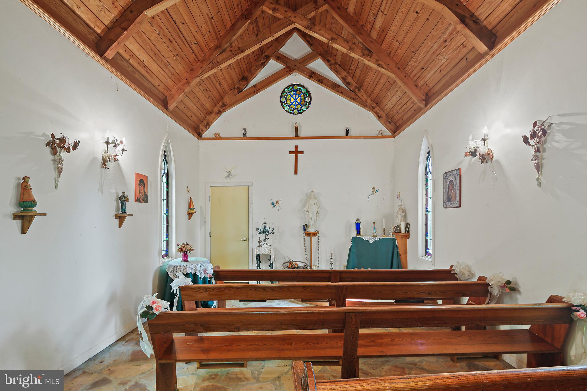 WINDSOR  MILL - Residential