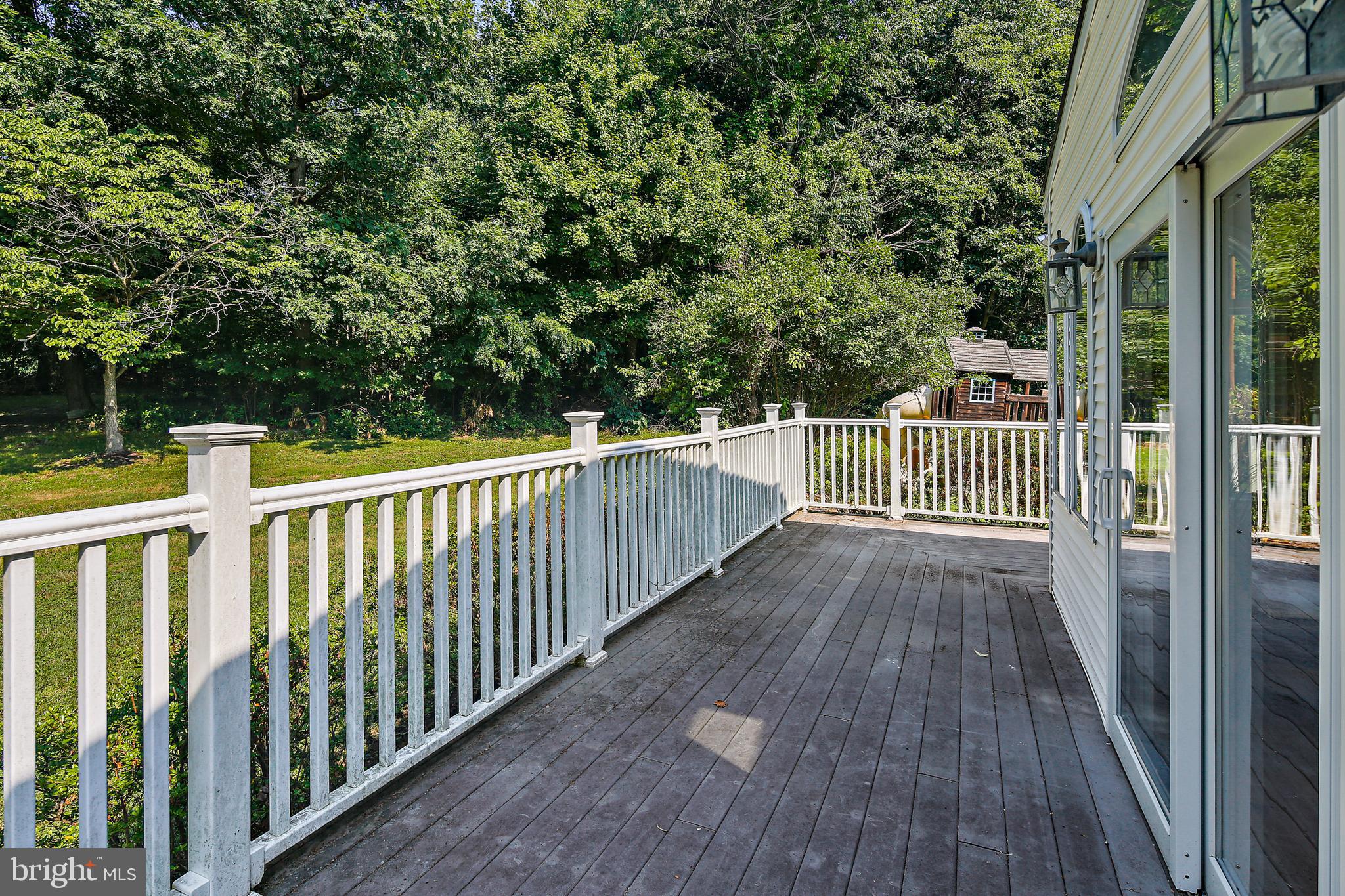 WINDSOR  MILL - Residential