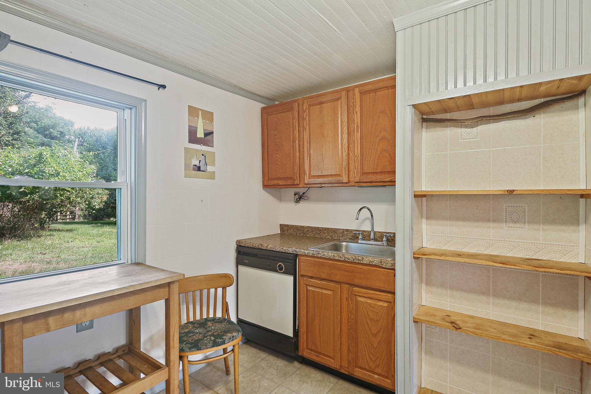 WINDSOR  MILL - Residential