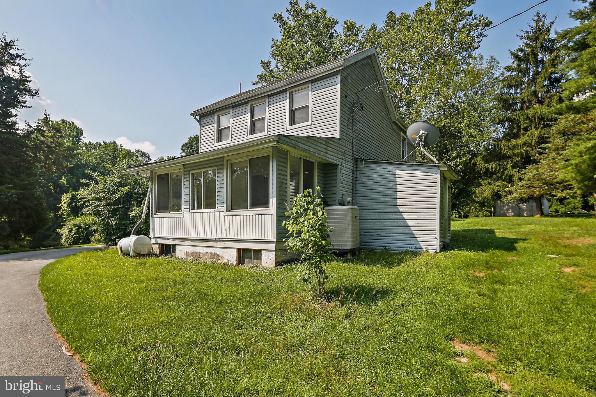 WINDSOR  MILL - Residential