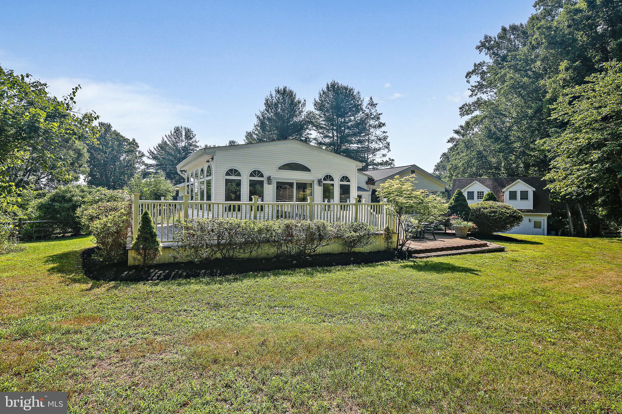 WINDSOR  MILL - Residential