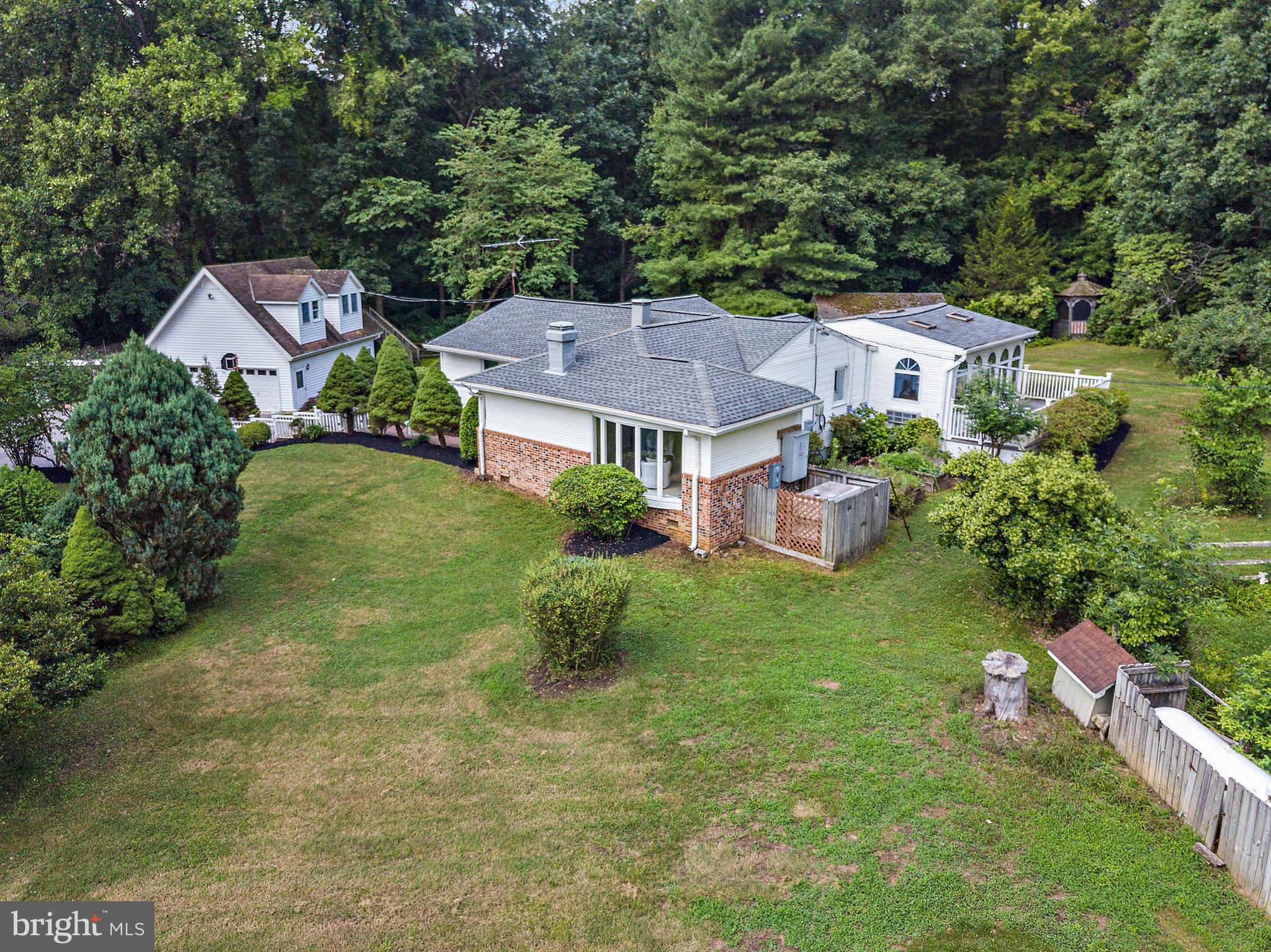 WINDSOR  MILL - Residential