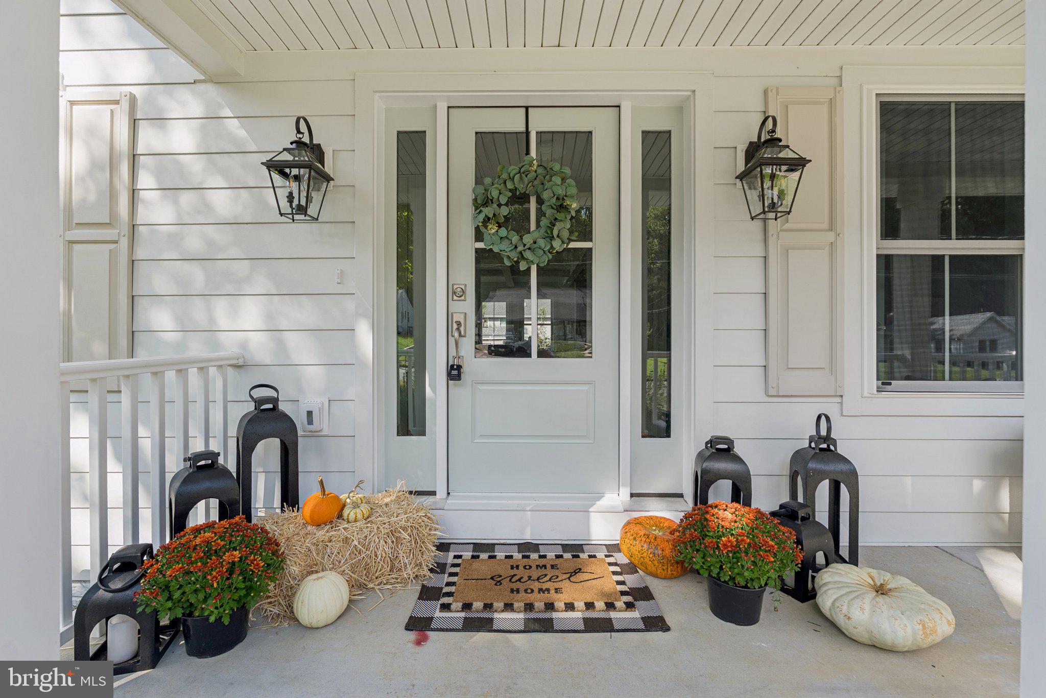 BURGUNDY MANOR - Residential