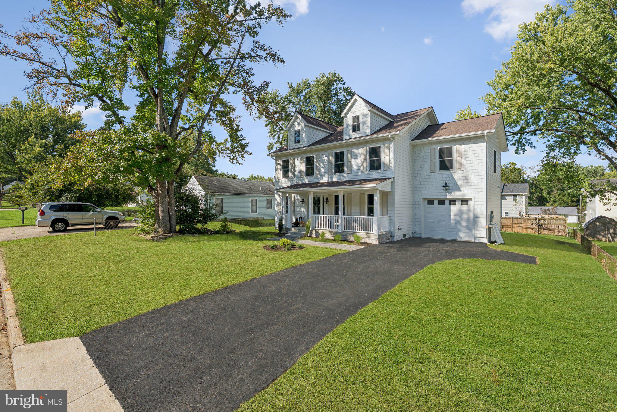 BURGUNDY MANOR - Residential