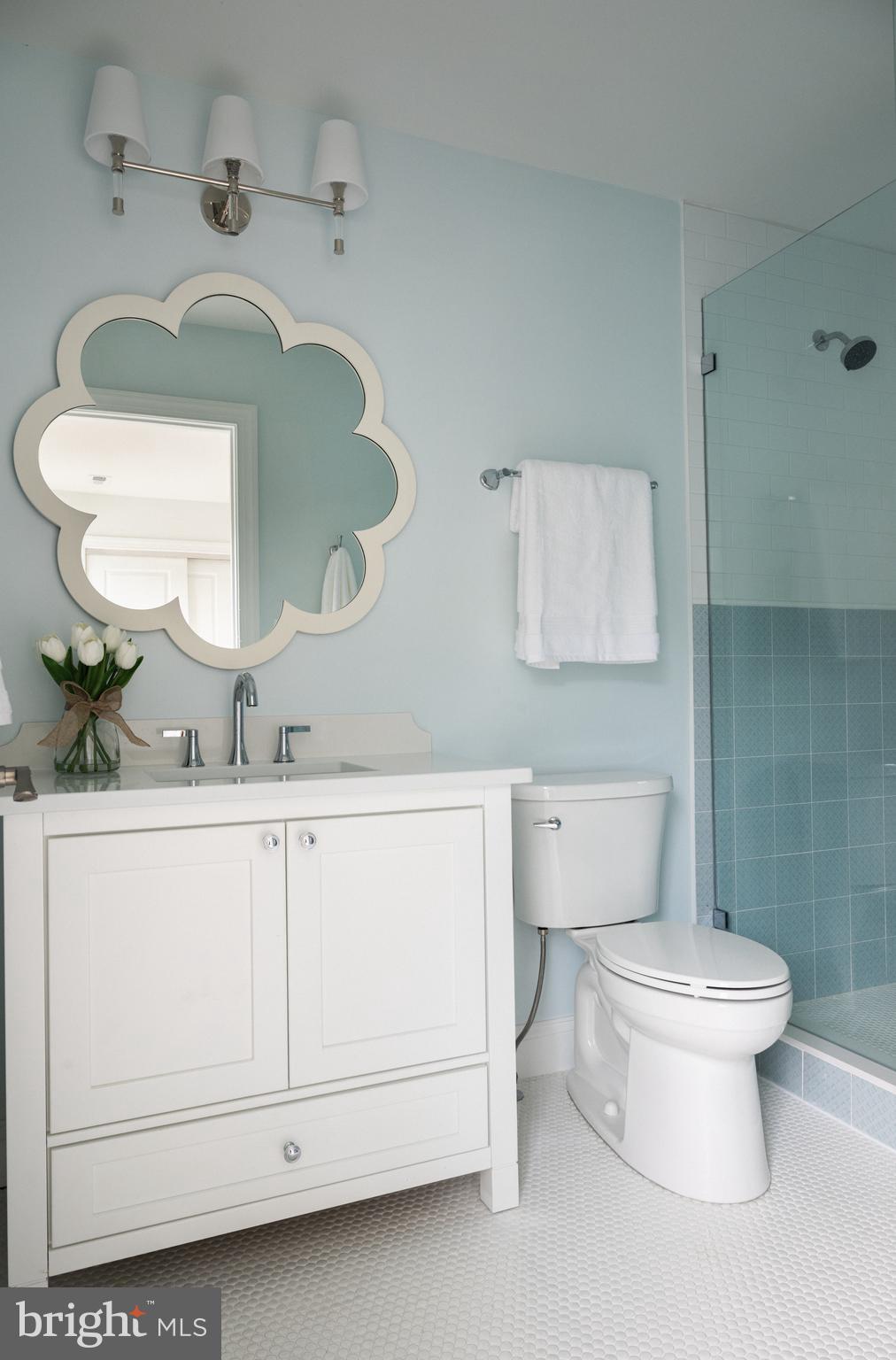 BURGUNDY MANOR - Residential