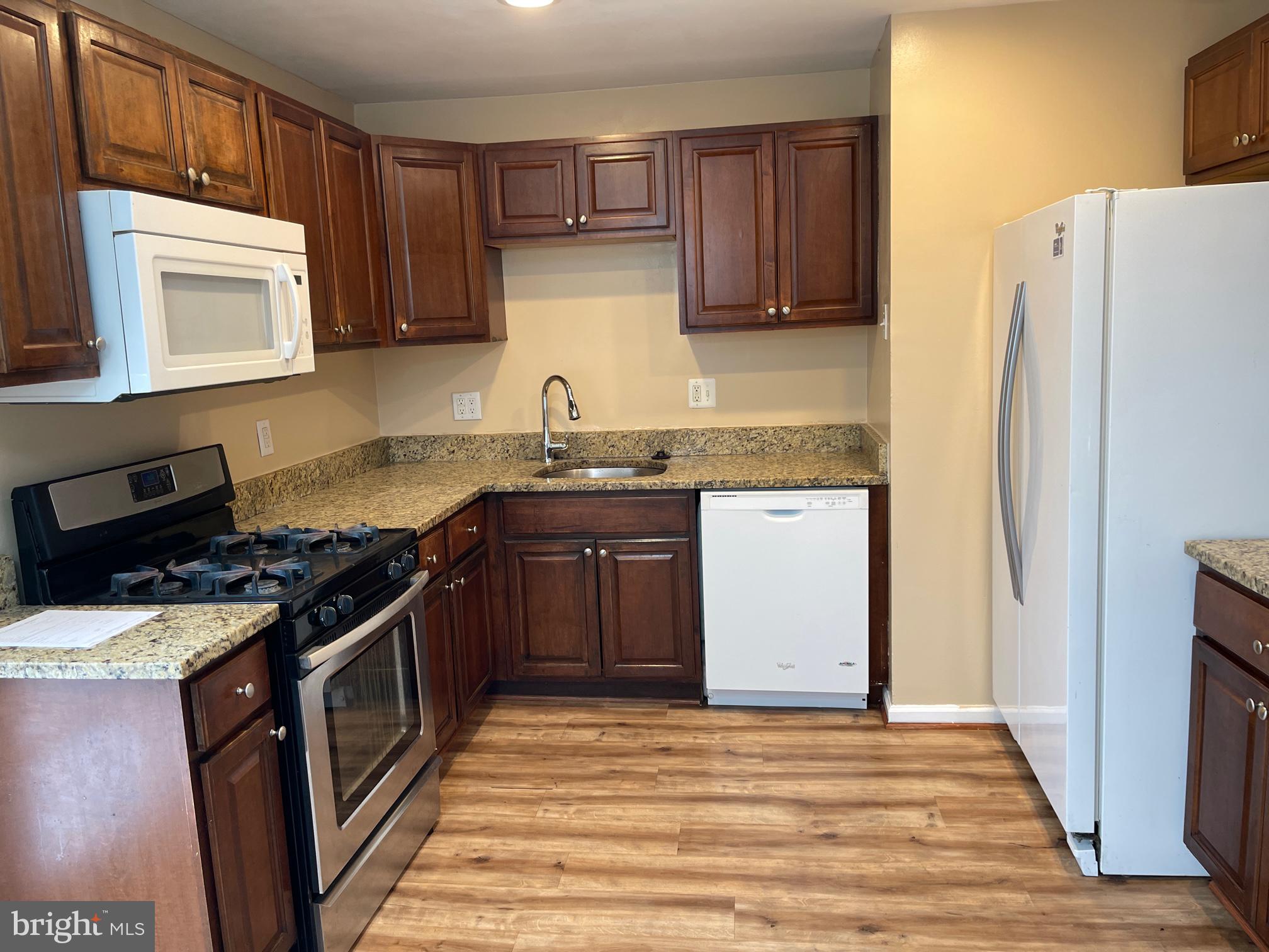 NEW CARROLLTON - Residential Lease