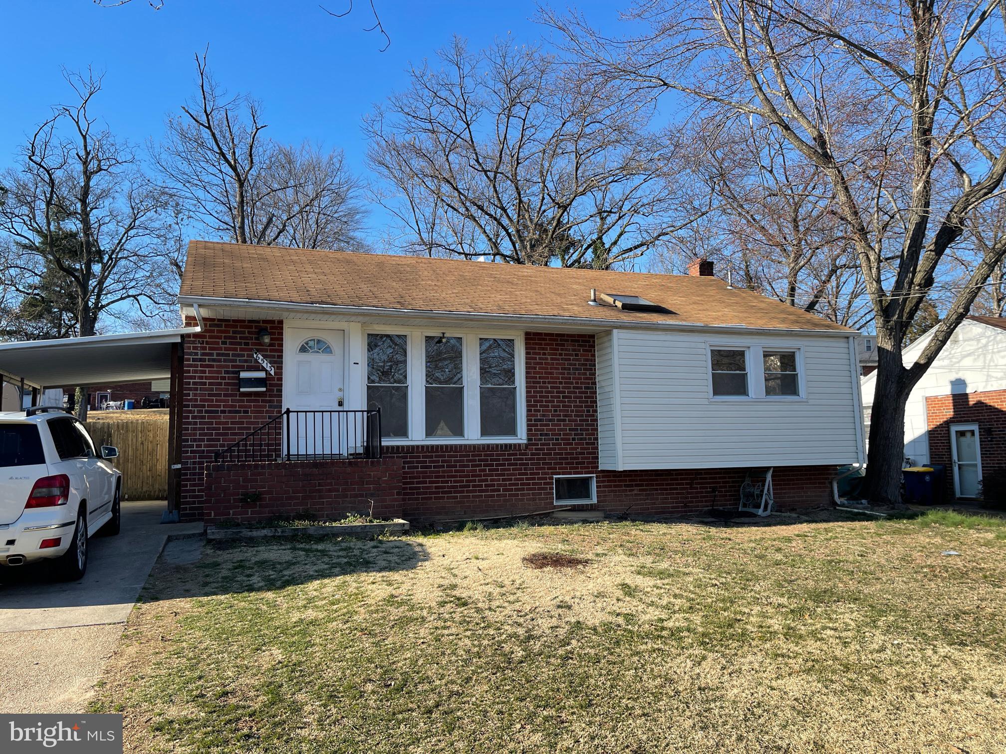 NEW CARROLLTON - Residential Lease