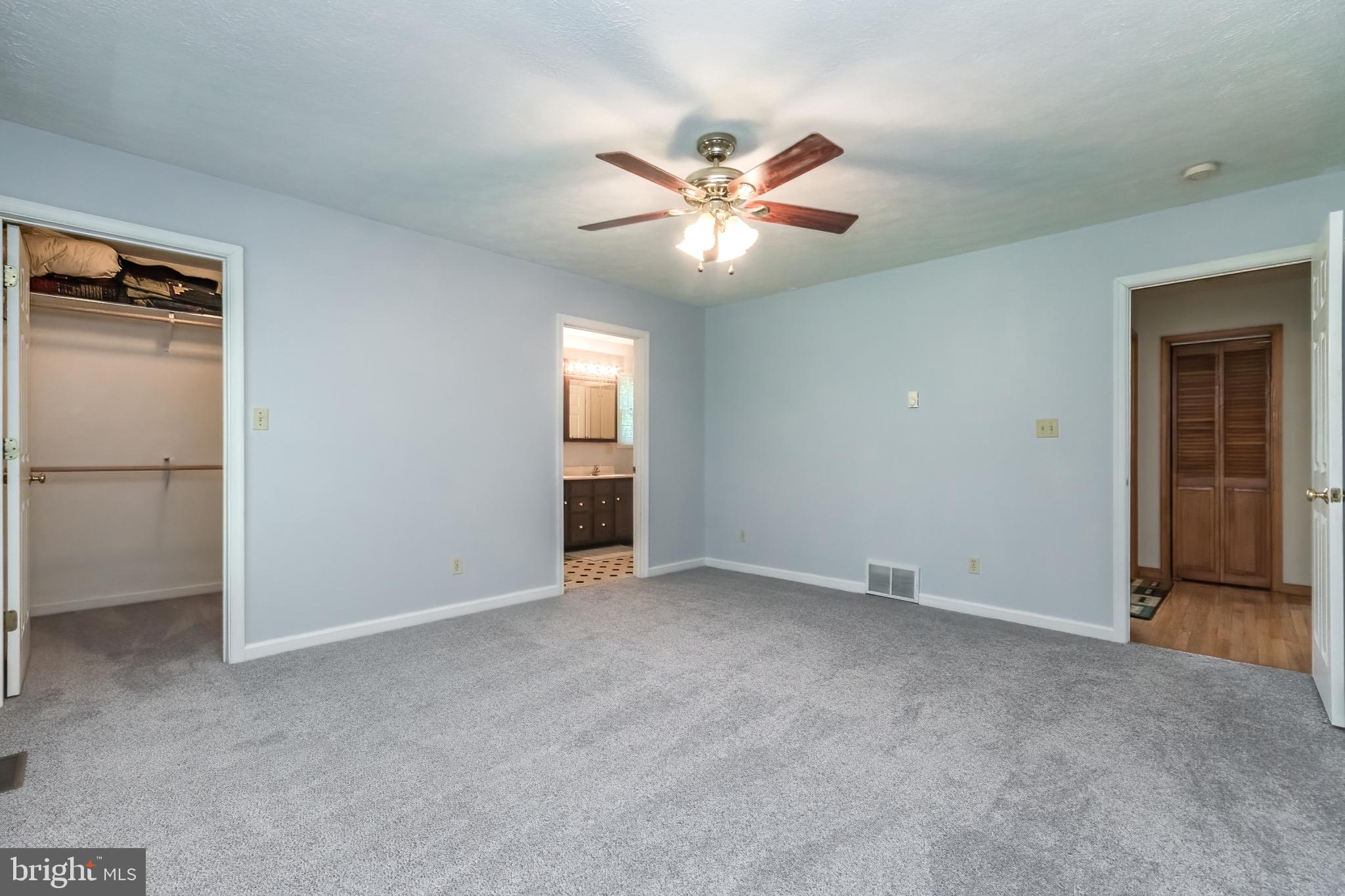 APPLE TREE FARMS - Residential