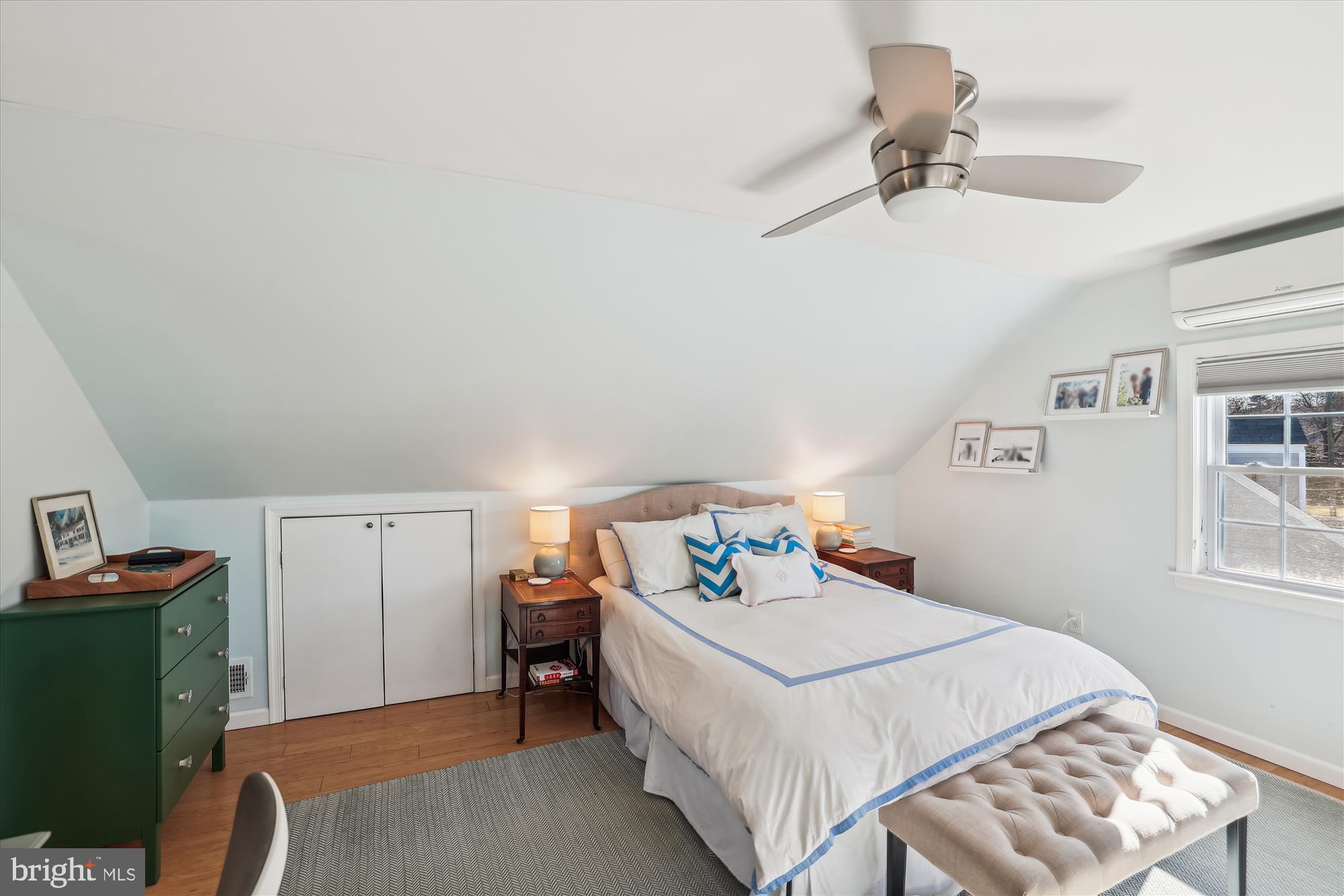 CAMERON HEIGHTS - Residential